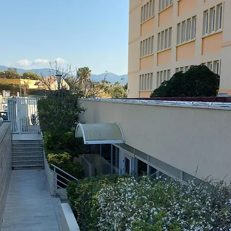Agreable Avec Vue A - 30 M² Avec Acces شقة