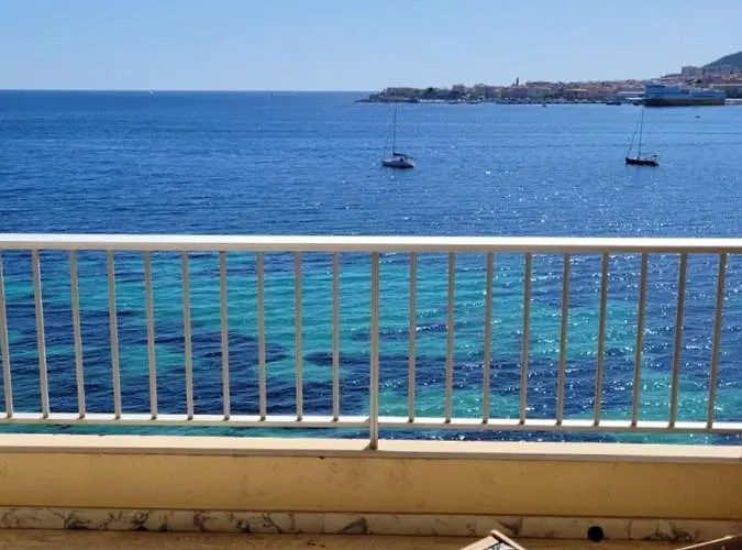 Agreable Avec Vue A - 30 M² Avec Acces Ajaccio (Corsica)